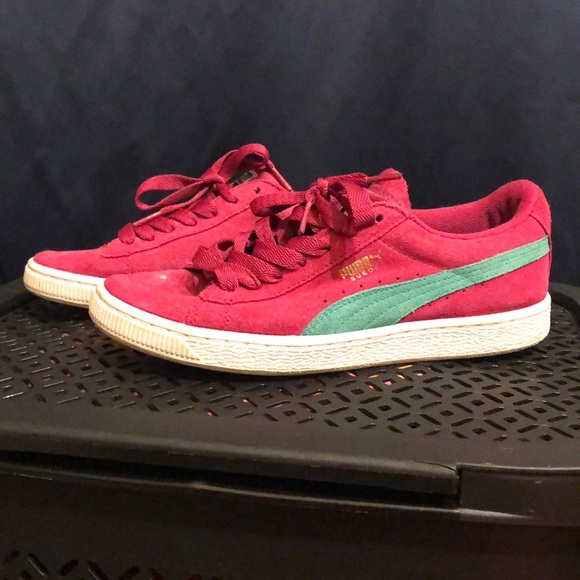 PUMA Women’s Shoe. Size US 7. Pink and Teal Color way with White Bottom. - Picture 3 of 6